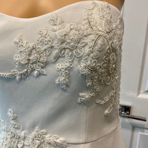 MARCHESA NOTTE SZ 10 WHITE HALTER JUMPSUIT - Picture 4 of 14